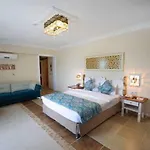 My Marina Select Hotel 2*