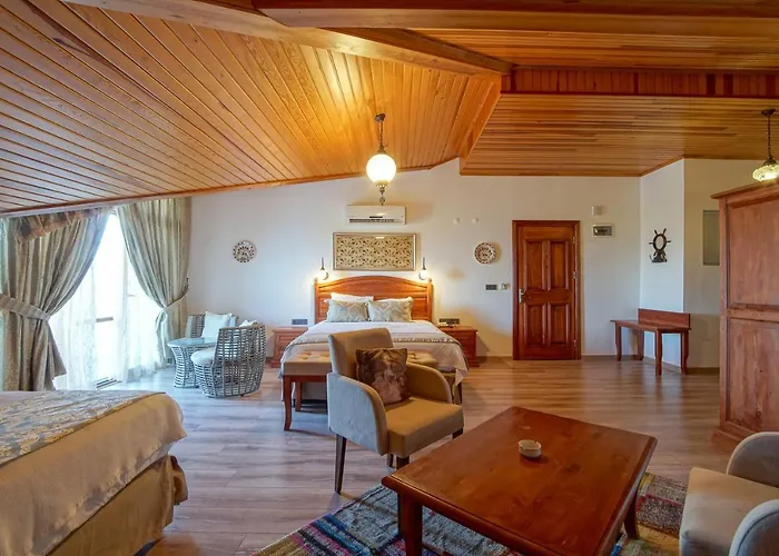 My Marina Select Hotel 2*